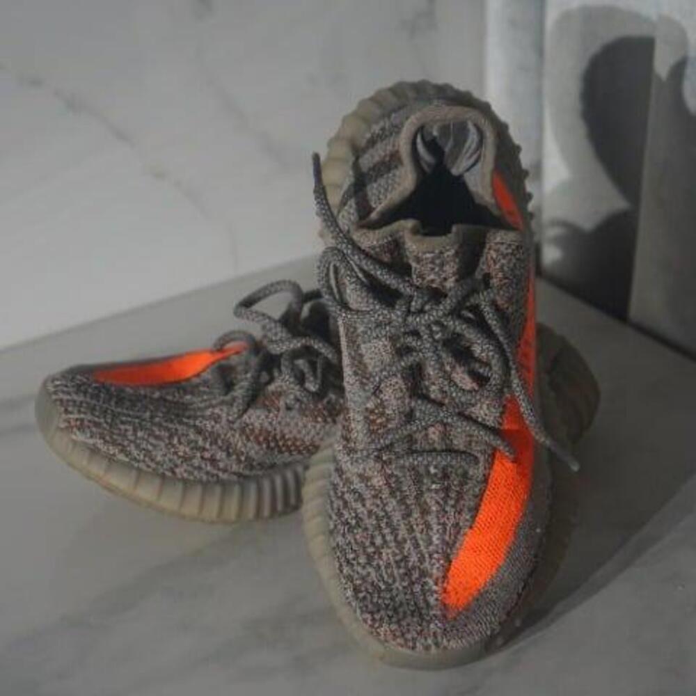Yeezy - Picture 3 of 10